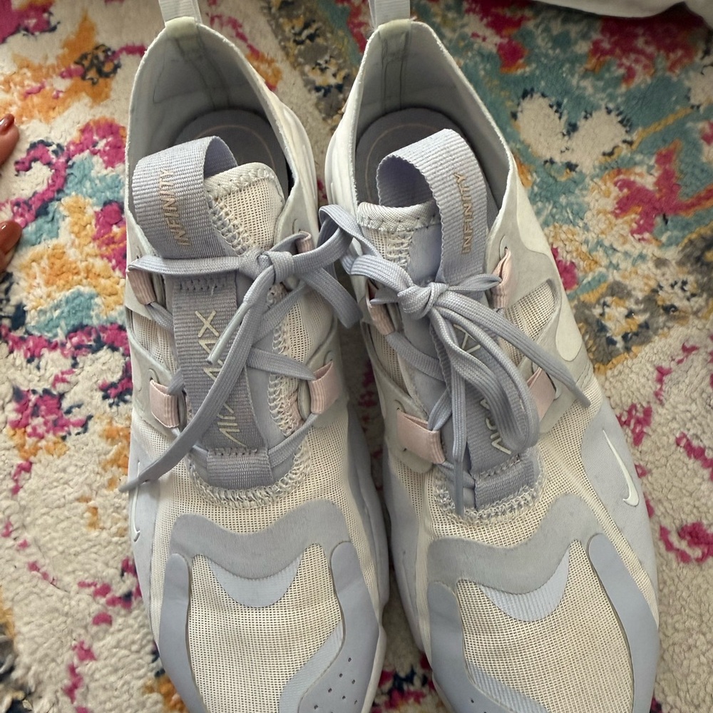 Air Max Infinity